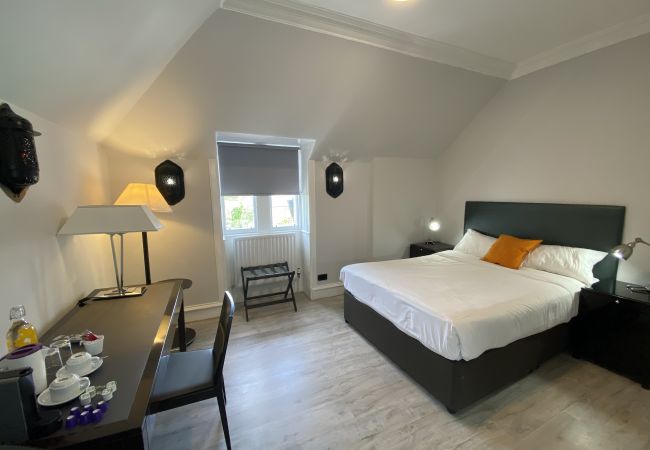 Rent by room in Edinburgh - No.6 West Coates 14 King