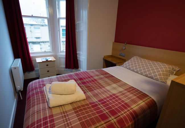 Rent by room in Edinburgh - Regent House Hotel 9