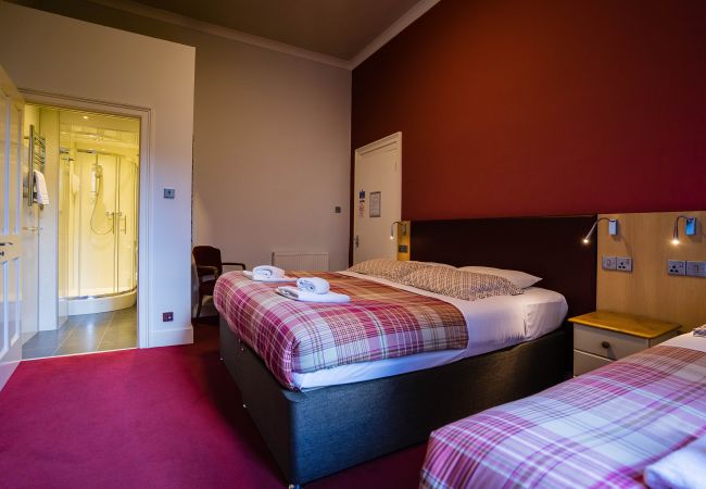 Rent by room in Edinburgh - Regent House Hotel 7