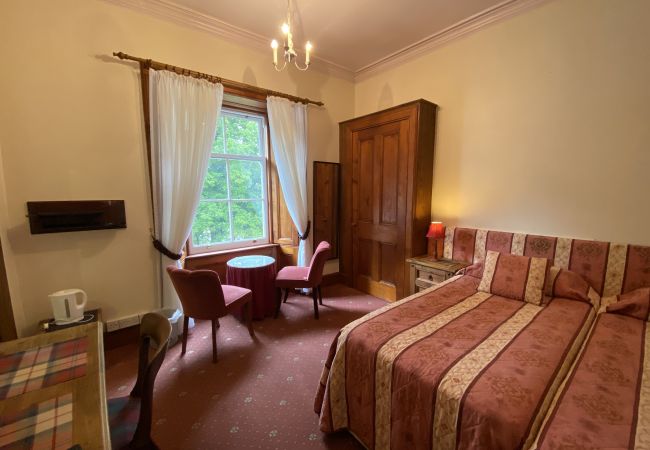 Rent by room in Kingussie - Columba House - 10 Garden Suite