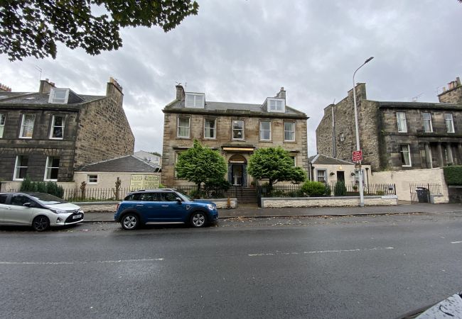 Rent by room in Edinburgh - 25 Park View House Hotel